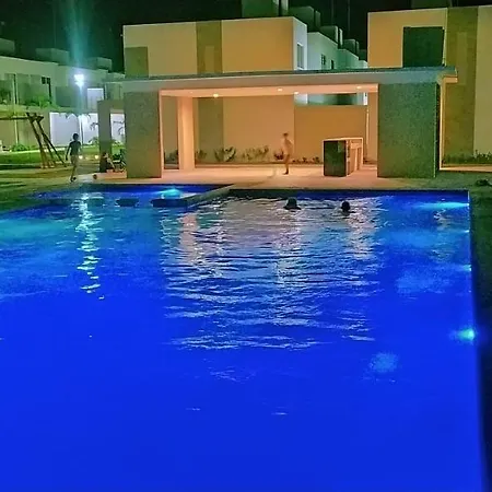 La Ceiba Villa